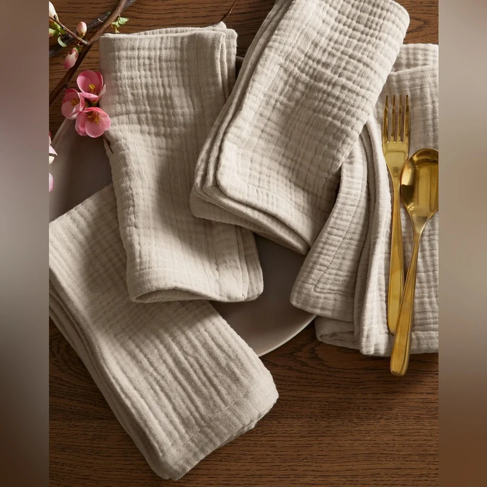 QUINCE Set Of 4 Organic Airy Gauze Napkins Sand 6946